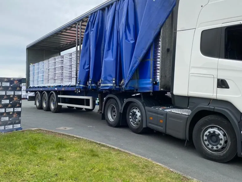 KT ALB Transport Ltd - same day courier & haulage service - Swindon